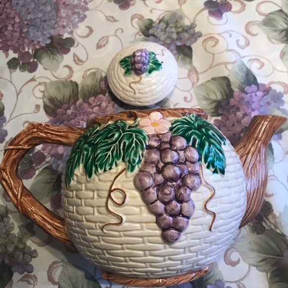 DESIGNED TEAPOT HAND PAINTED TAKAHASHI NEW OLD STOCK - Picture 7 of 8